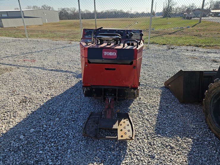 #205103-•-2019-toro-tx525w-dingo-image-9