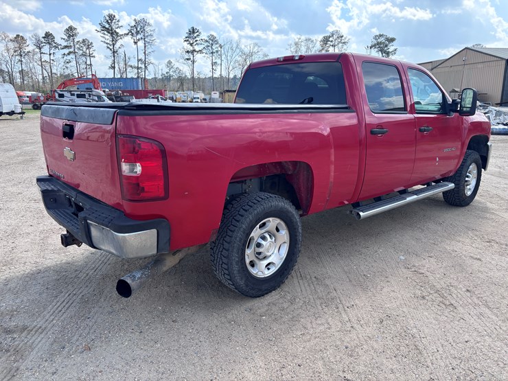 2008-chevrolet-2500-image-3