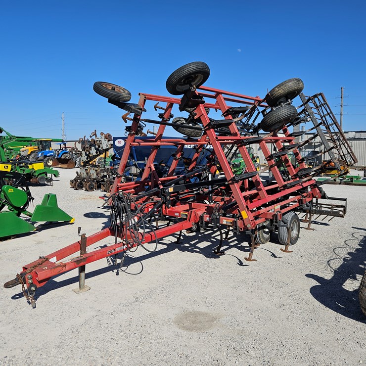 2007 CASE IH 200
