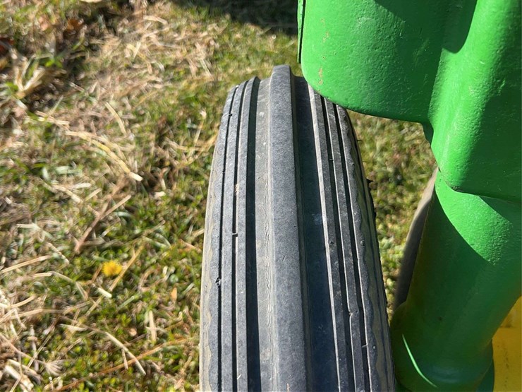 john-deere-h-image-19