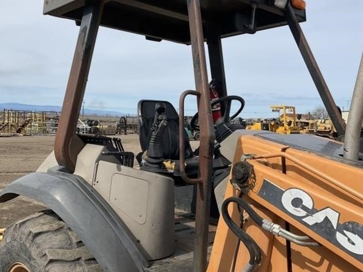 case-570m-xt-image-9