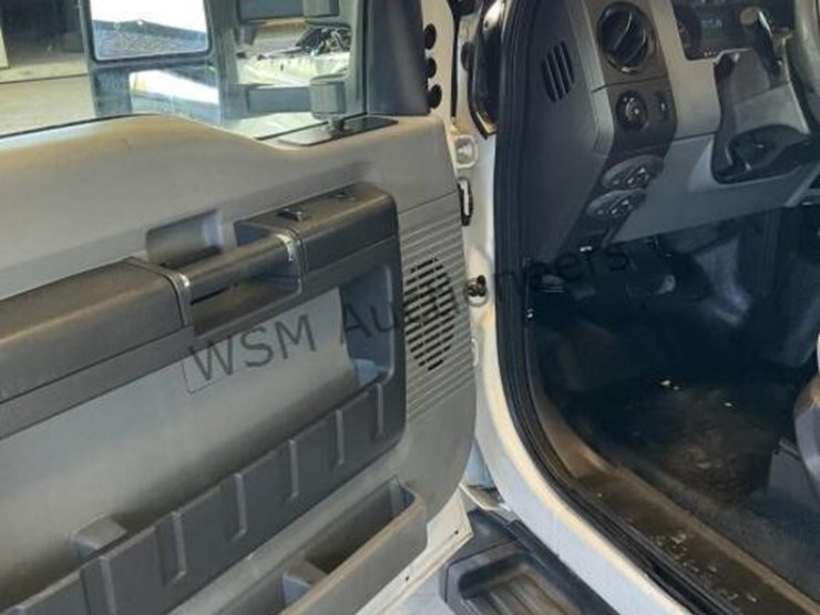 2016-ford-f350-image-25