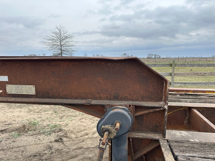 vulcan-trailer-image-21