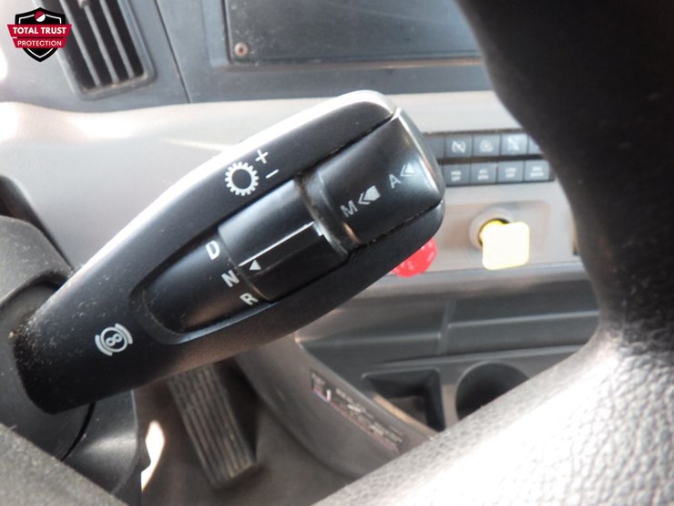 2022-freightliner-cascadia-116-image-16