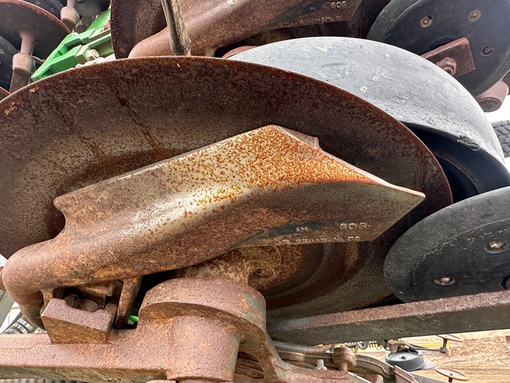 john-deere-1890-image-77