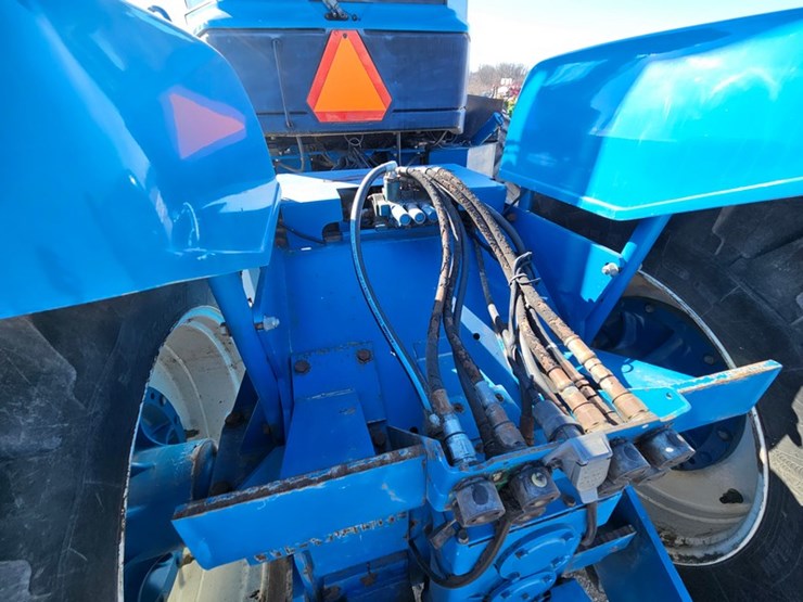 new-holland-9682-image-22