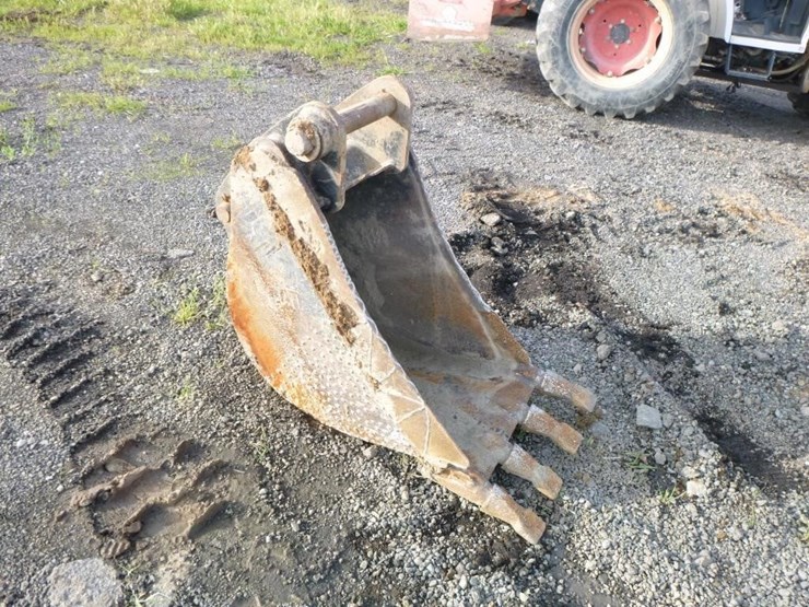 caterpillar-18-image-2