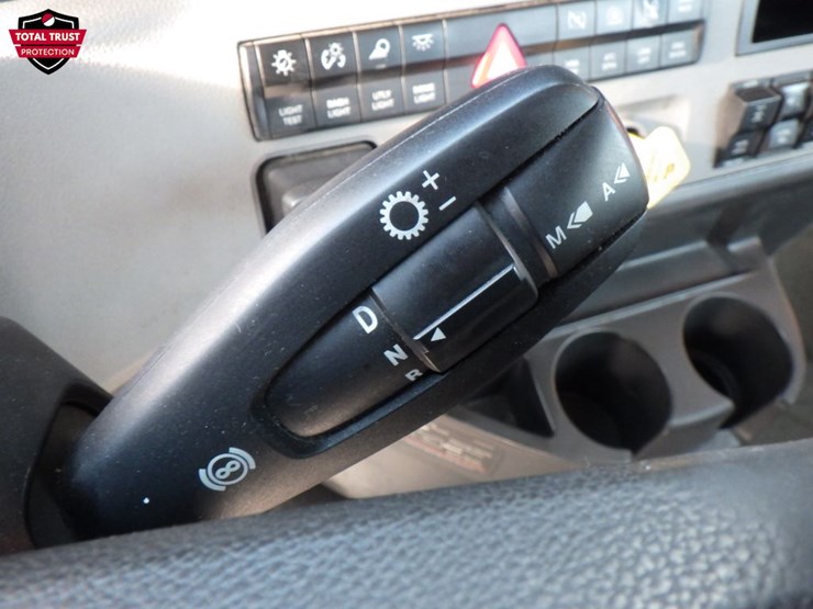 2022-freightliner-cascadia-116-image-16