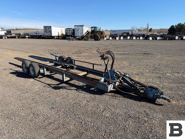 blueline-mfg.-16'-orchard-bin-trailer-image-6