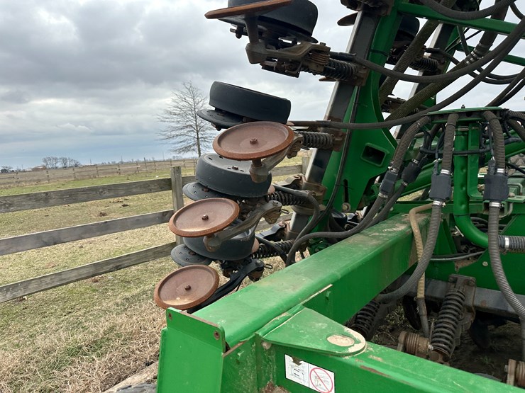 john-deere-1890-image-37