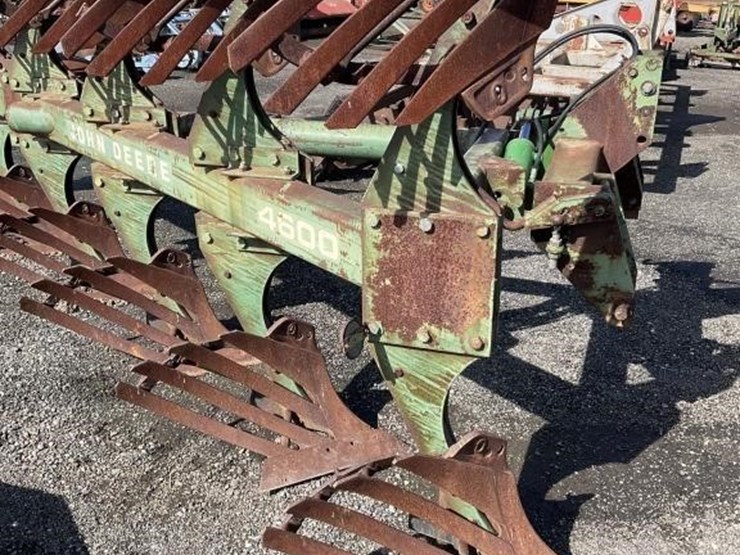 john-deere-4600-image-8