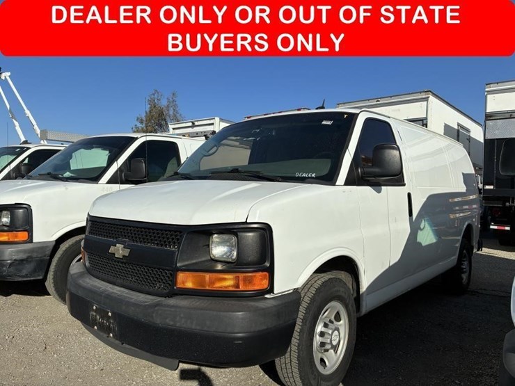 2008-chevrolet-express-3500-image-1