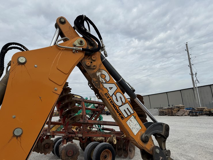 2022-case-580sn-image-21