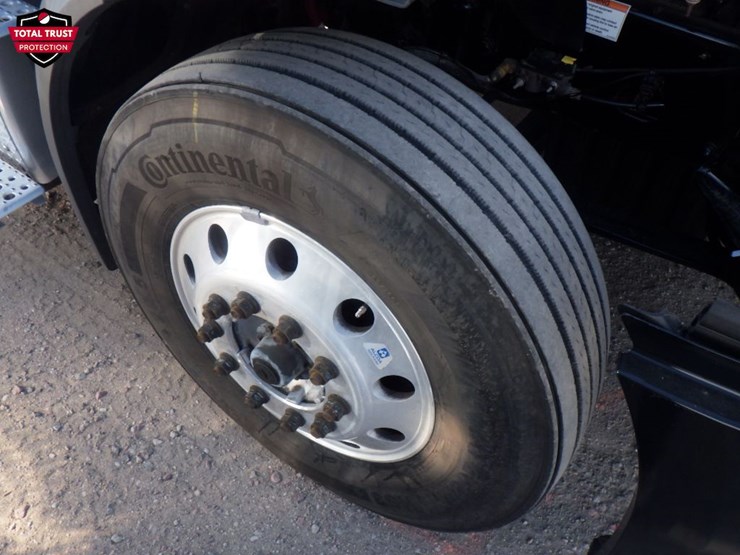 2022-freightliner-cascadia-116-image-23