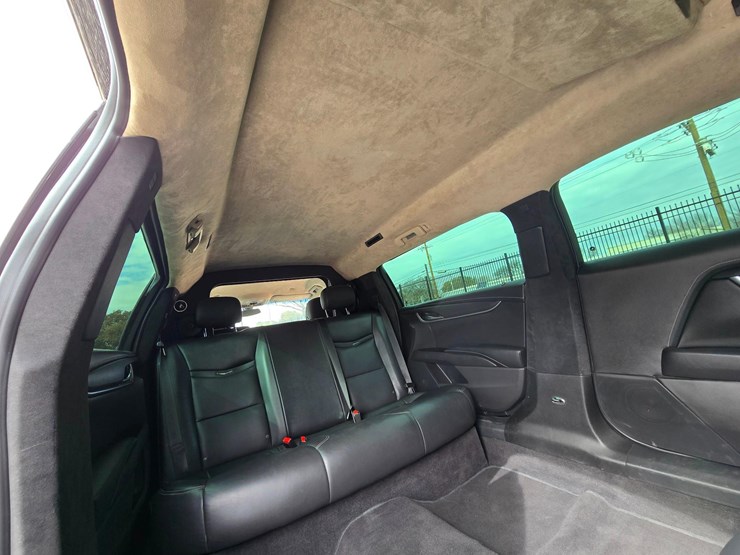 2019-cadillac-xts-stretch-limousine-for-sale,-s-and-s-coachbuilders,-70in,-7866-miles-image-38