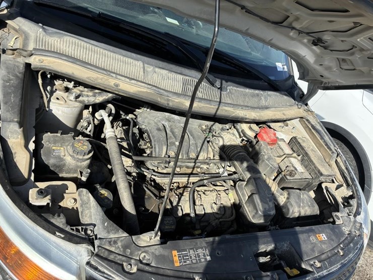 2013-ford-explorer-image-7