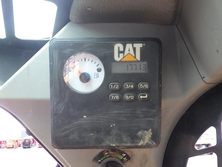 caterpillar-226d3-image-29