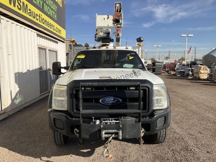 2015-ford-f550-image-3