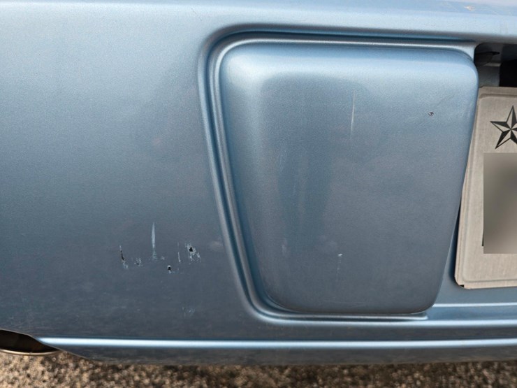 2006-cadillac-gm-superior-coach-6-door-limousine---only-21,567-miles-image-18