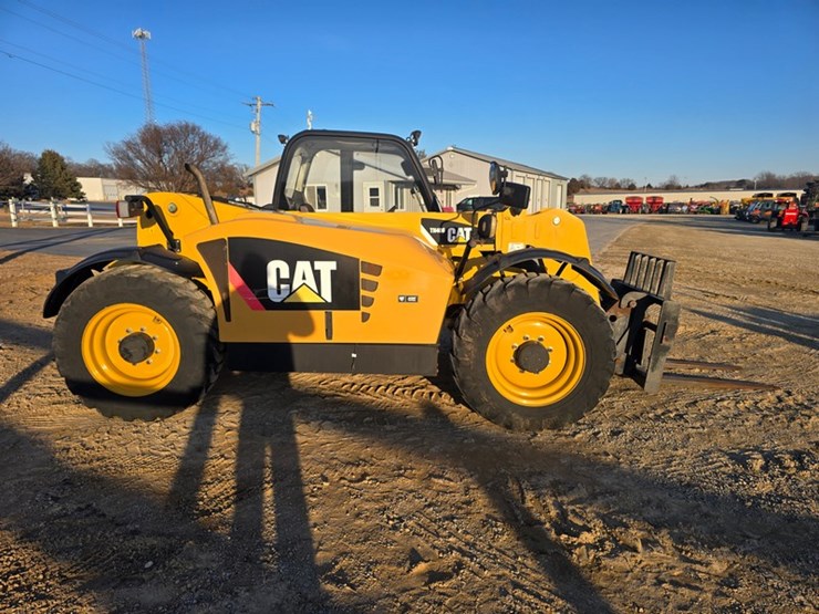 2009-caterpillar-th406-image-6