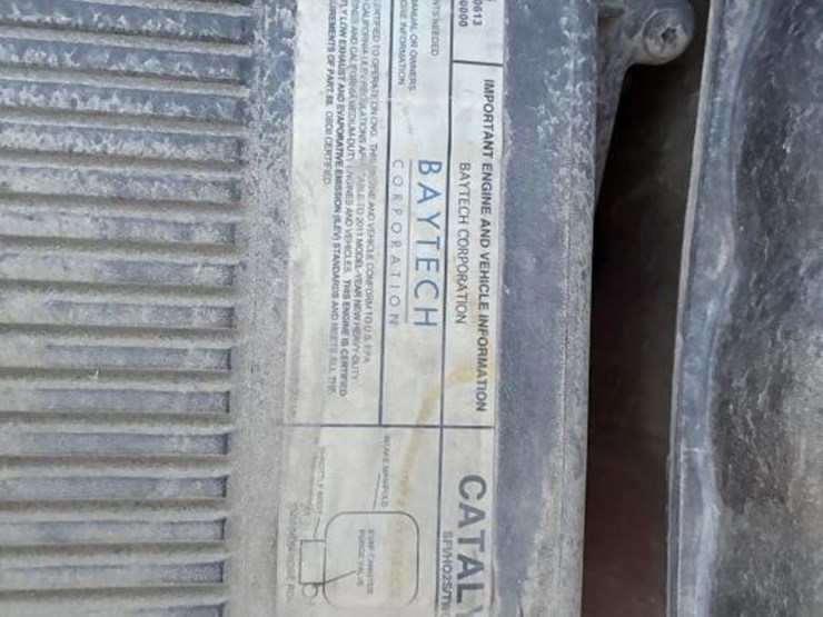 2011-chevrolet-2500-image-8