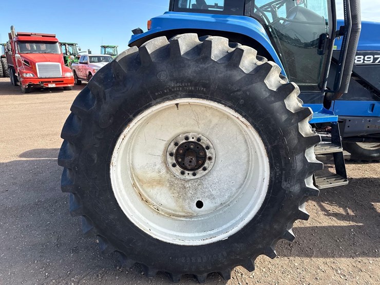 new-holland-8970-image-28