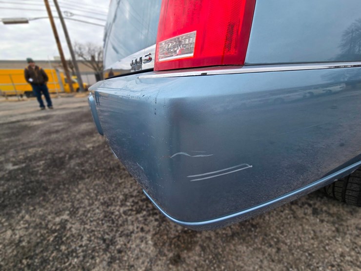 2006-cadillac-superior-6-door-limousine,-ultra-low-20396-miles-image-14