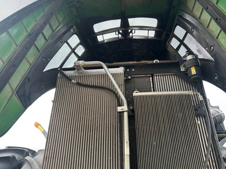2020-john-deere-9470r-image-56