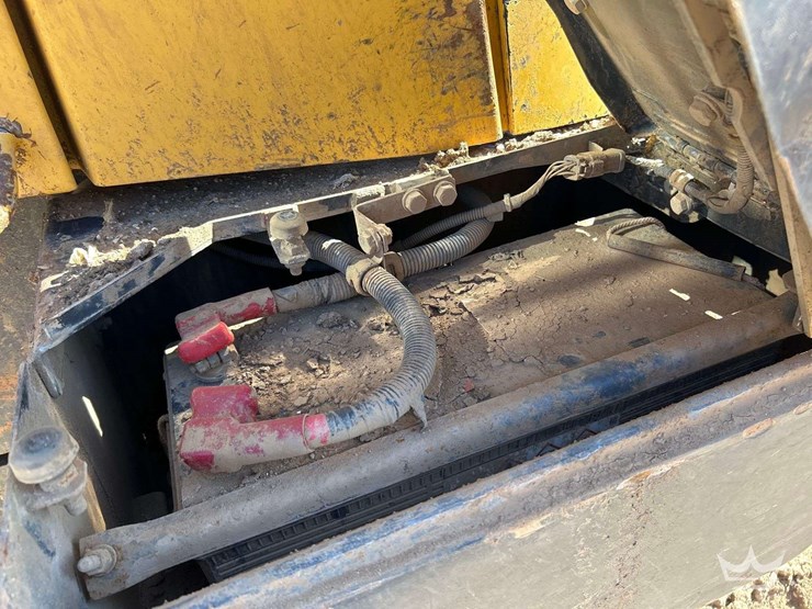 2019-komatsu-wa380-8-image-9