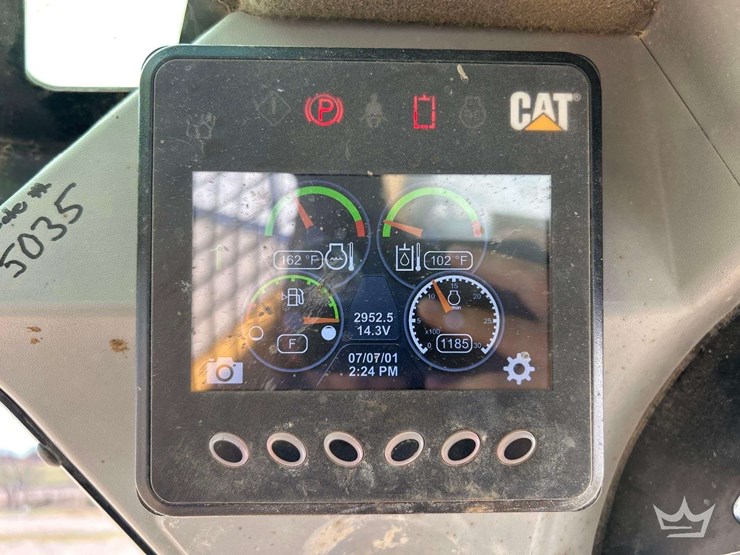 2023-caterpillar-259d3-image-12