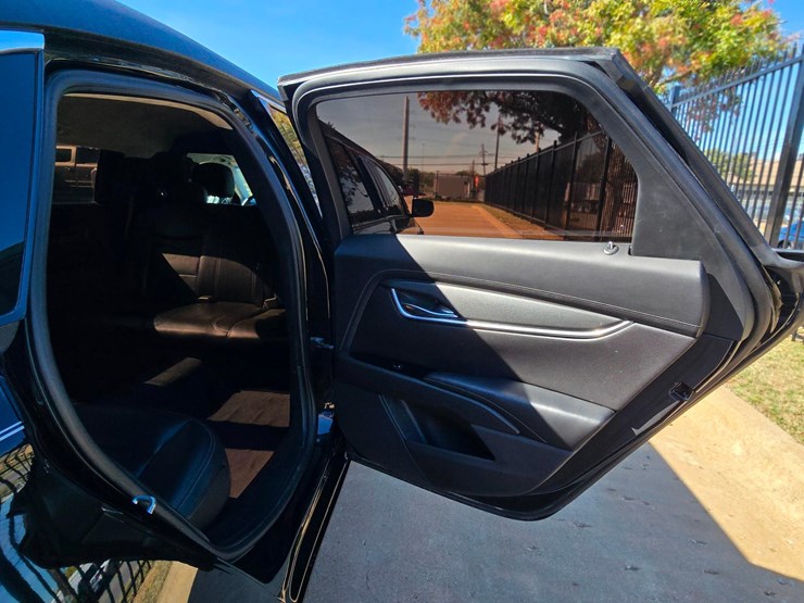 2017-cadillac-federal-70-in-limo---30,529-miles-w-premium-coachwork-by-federal-image-29