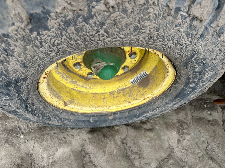 john-deere-1890-image-13