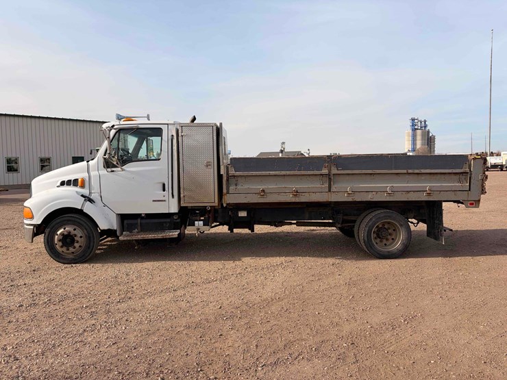 2001-tk-sterling-m5500-chassis-image-6