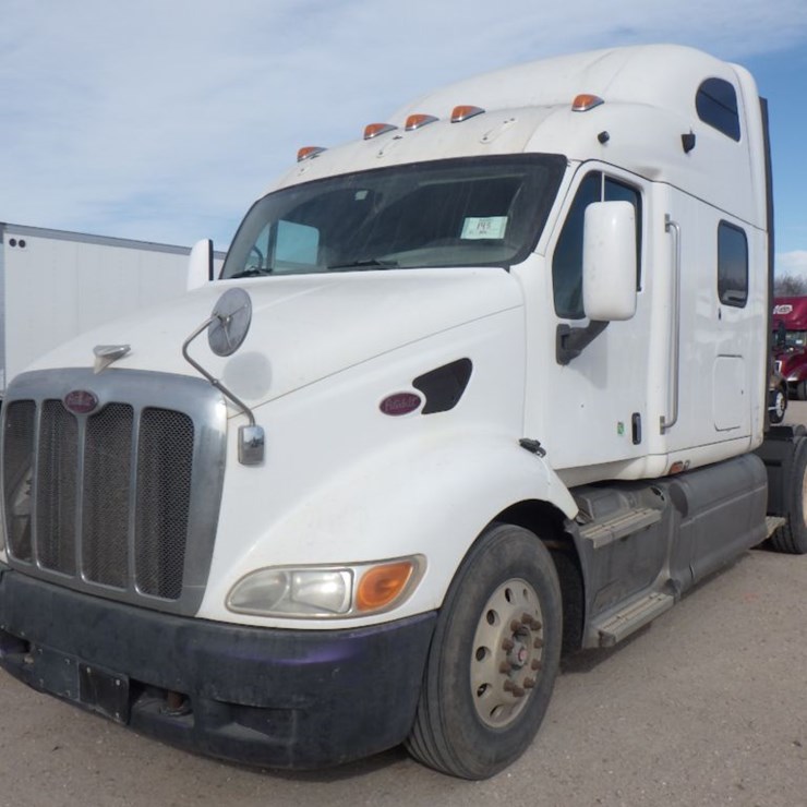 2001 PETERBILT 387