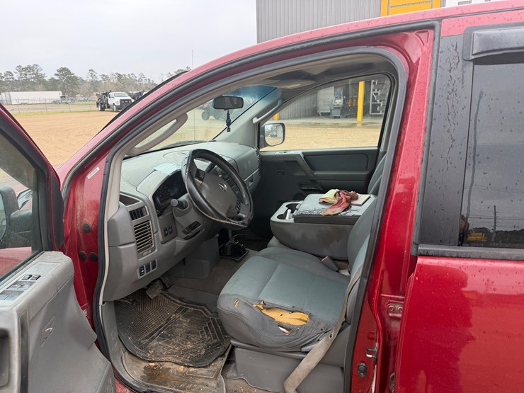 2006-nissan-titan-image-9