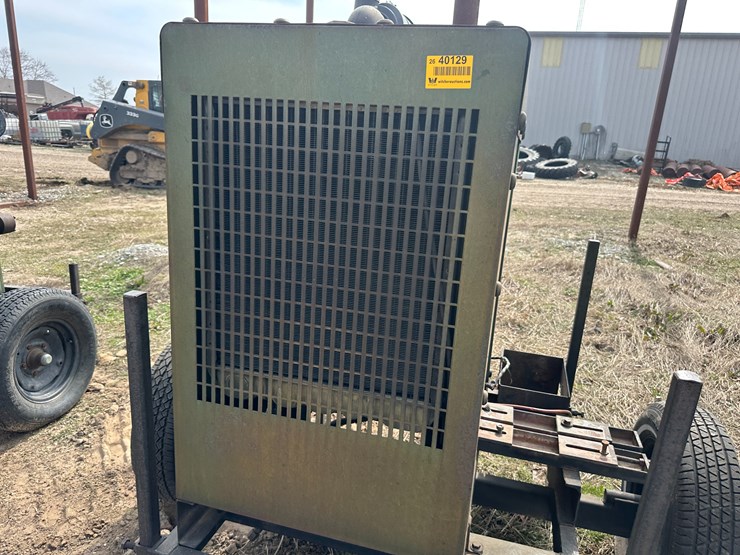 john-deere-4045d-image-11