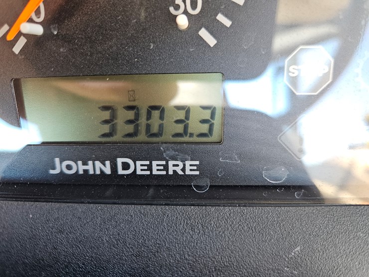 2011-john-deere-5085m-image-11