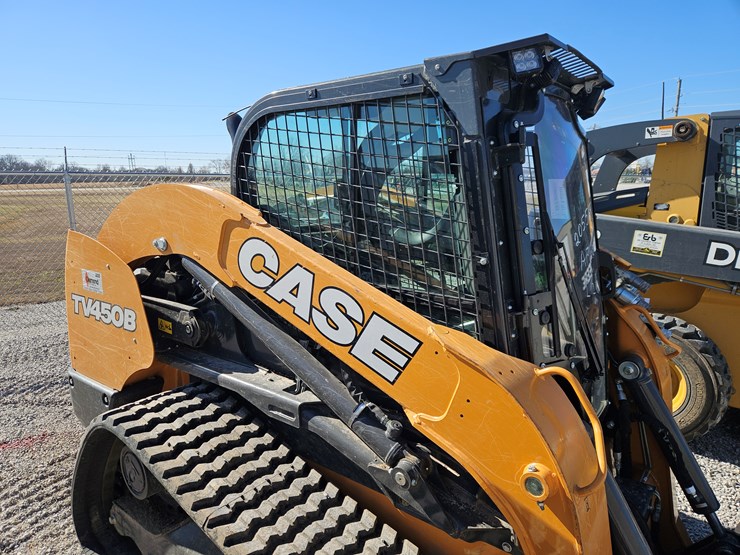 2024-case-tv450b-image-13