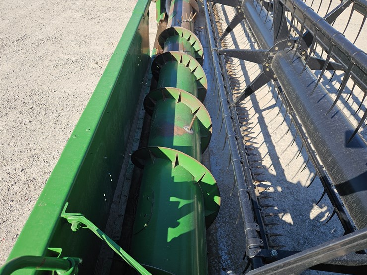 2002-john-deere-925f-image-3