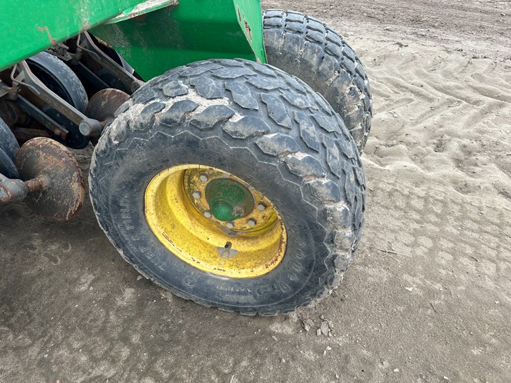 john-deere-1890-image-10