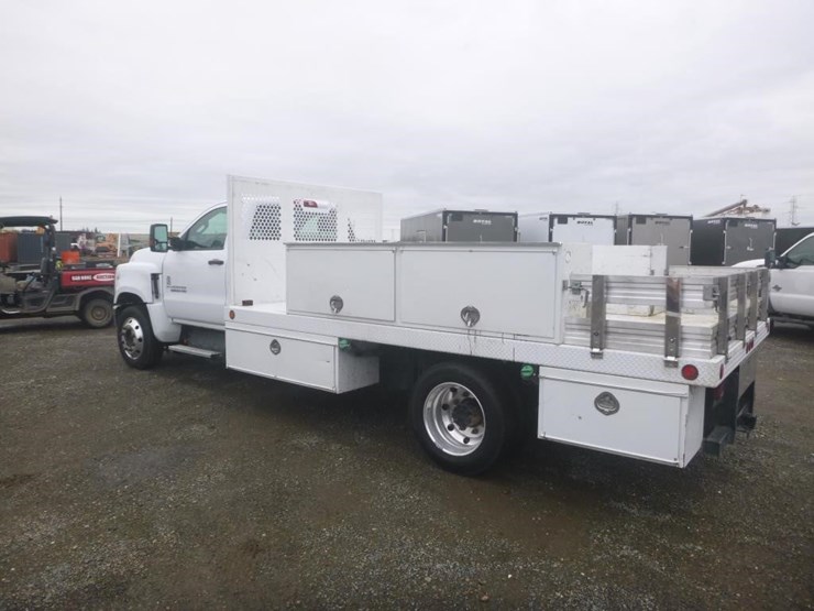 2019-chevrolet-6500-image-4