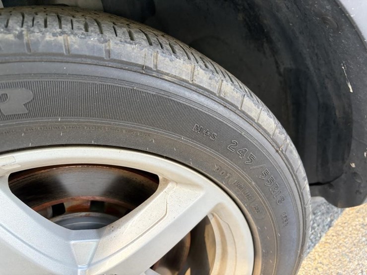 2016-ford-explorer-xlt-image-30