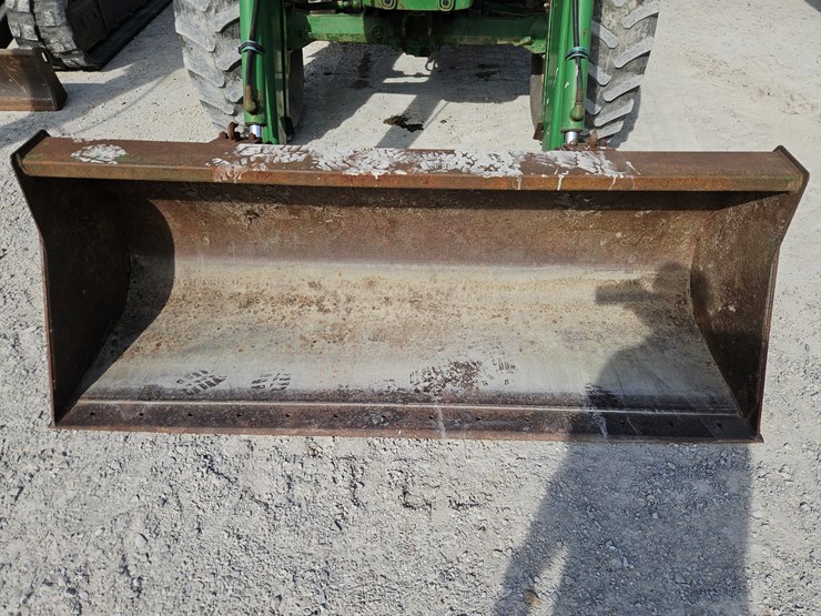 2003-john-deere-6320-image-3