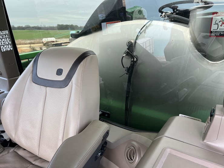 john-deere-412r-image-91