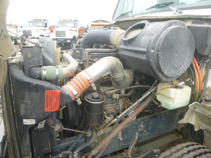 1999-international-2674-image-19