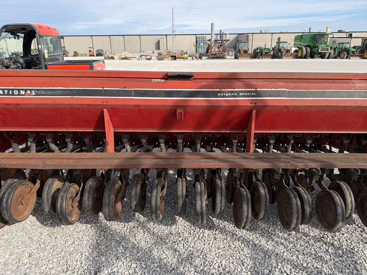 international-5100-image-8