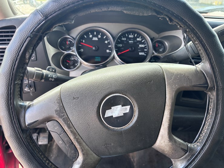 2008-chevrolet-2500-image-15