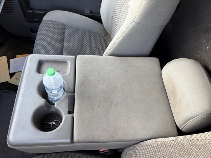 2012-ford-f550-image-17