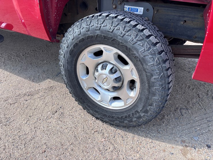 2008-chevrolet-2500-image-5