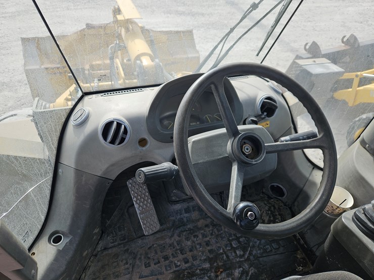 2016-sdlg-l938f-image-12